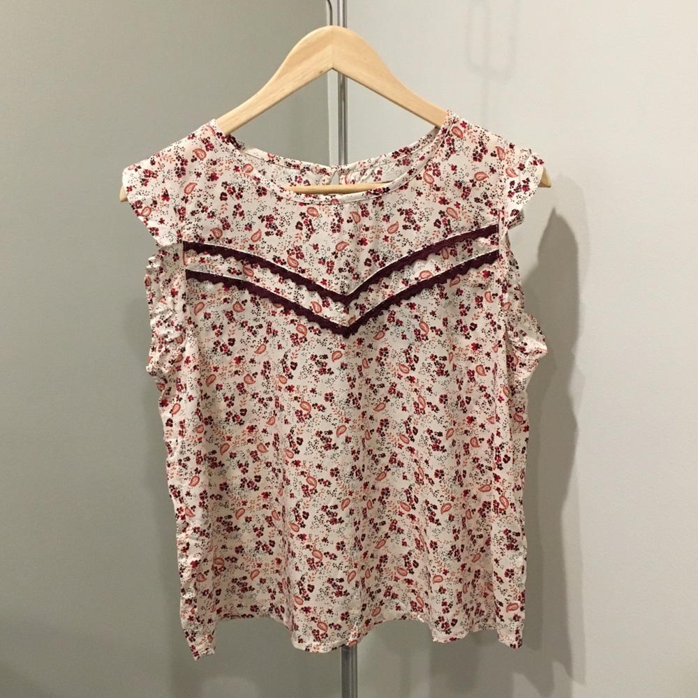 Cute shell blouse - Picture 2 of 6